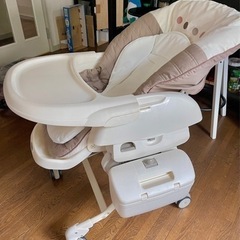 コンビ　ネムリラAT ★電動ハイローチェア