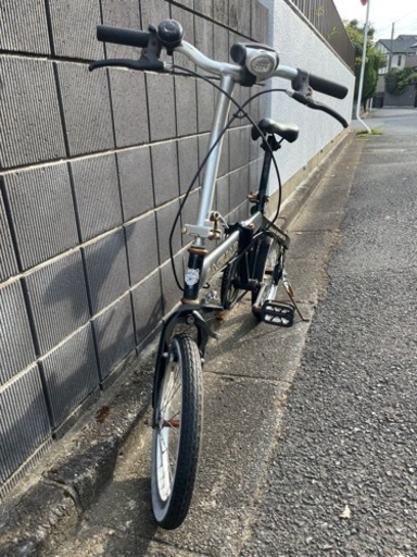 ジャガー折り畳み自転車 (424 kk) スポーツセンターの折りたたみ自転車