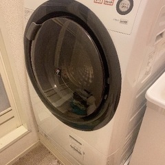 ★値下げしました★シャープ 6.0kg ドラム式洗濯乾燥機【右開...