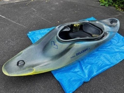 カヤックkayak フリースタイル ダウンリバー カヌー　値下げしました