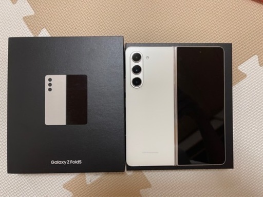 Galaxy zFold5 （韓国版）512GB ホワイト　SIMフリー