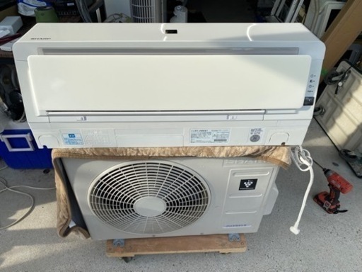 お薦め品‼️無線LAN‼️分解クリーニング済み‼️シャープ プラズマクラスター搭載 ルームエアコン4.0kW 14-16畳用 2019年