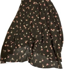 マジェスティックレゴン　花柄スカート