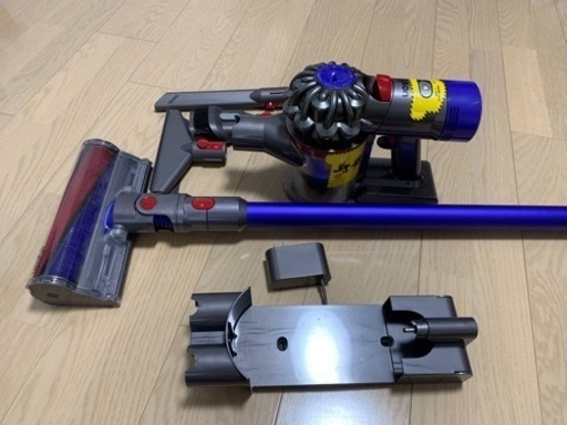 dyson v7 コードレスクリーナー　SV11