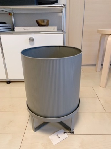 (新品) ferm LIVING Bau Pot Large Warm Grey