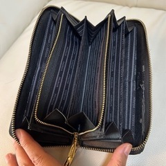 週末限定！限界値下げ！！MURUA長財布の画像