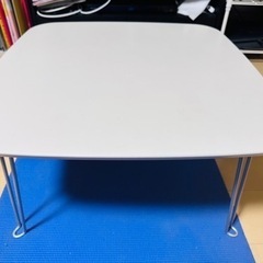 あげます！　ホワイトローテーブル