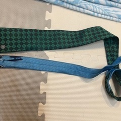 鬼滅とコラボのネクタイの画像