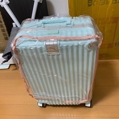 スーツケース青の画像