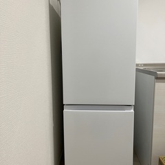 Hisense. 冷蔵庫　2022年製　超美品！