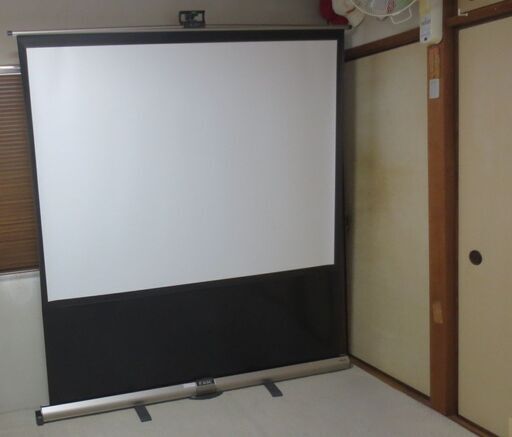 スクリーン　162×122cm　80インチ　映画鑑賞　プロジェクター　KIC　KPM-80