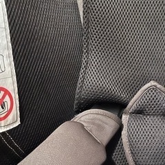 エールべべ　チャイルドシートの画像