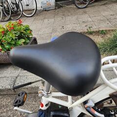 ヤマハ 電動自転車 26インチ 8.7AH 4点 白 充電器 付き