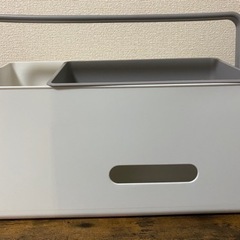 掛けて使える収納ケースの画像