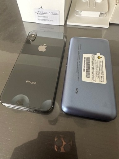 iPhoneXS64 GBとポケットWi-Fiのセットです