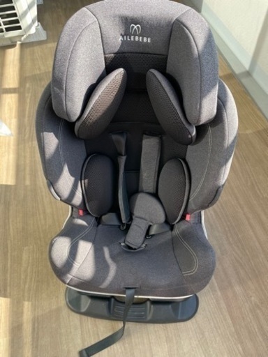 エールべべ　チャイルドシート