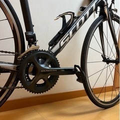 ロードバイク フルカーボン SCOTT 電動ギア Di2の画像