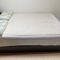 ダブルベッド　マットレス　値下げ　値段交渉可の画像