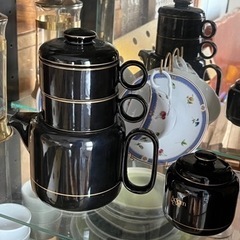 Adam &eve カップとティーサーバー、シュガーポットセット