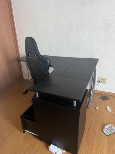 コンピューターデスク