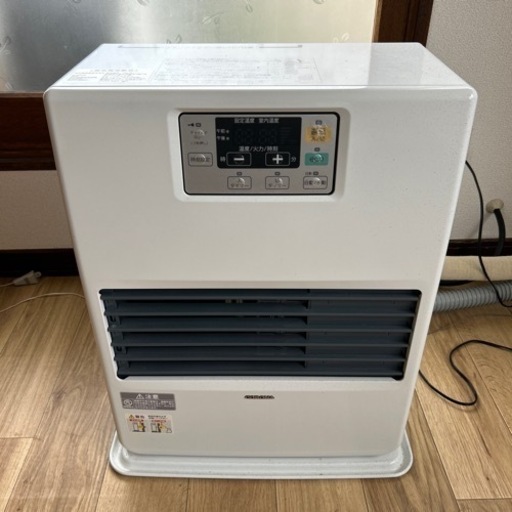石油ファンヒーターFＦ新品