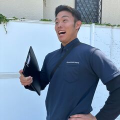 ★事務未経験歓迎★  買い取ったアイテムの出品業務が中心です。 9/1リニューアルオープン！！長期歓迎！ 交通費支給！ 主婦・主夫歓迎！ 学歴不問☆の画像