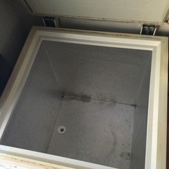 冷凍庫(不良品)の画像