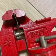 小さめ万力(ほぼ新品)の画像