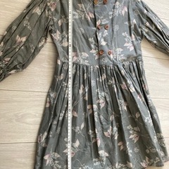 ハンドメイドワンピースの画像