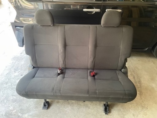 ハイエース　スーパーGL リアシート