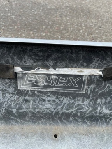 ハイエース　フロントリップ　ESSEX製