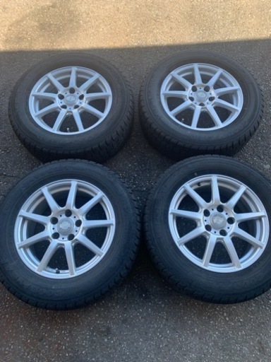 もっと値下げ　GOODYEAR 215/65R16 スタッドレス　ホイル付き　2012