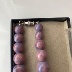 焼き物のアクセサリーの画像