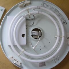 【8~10畳用】シーリングライト　ニトリNTR-86W-R　リモコン付の画像