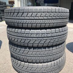 JMS０１１　🌟タイヤ安く譲ります🌟中古スタッドレスタイヤ🚗１４...