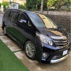 両側パワースライドドア・パワートランク・3列シート・ウォークスル...