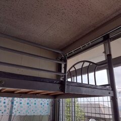 値下げしました!パイプ　宮付きロフトベッドお譲りします!