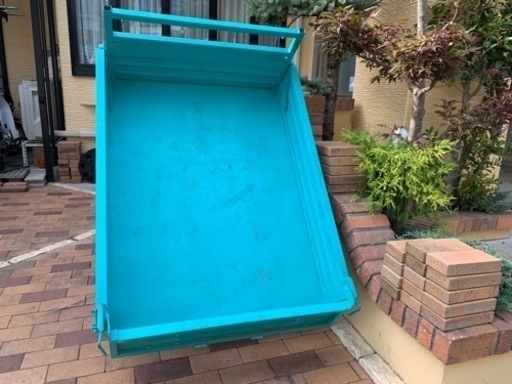 最終値下げ!早い者勝ち】佐藤製作所 sc430ld運搬車450kg(油圧ダンプ付き) 最終値下げ!早い者勝ち】佐藤製作所 sc430ld運搬車450kg(油圧ダンプ付き)