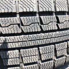 JMS０１８　🌟タイヤ安く譲ります🌟中古スタッドレスタイヤ🚗１９５/６５R1５🚗　（プリウス・エスクァイア・ウィッシュ・カローラ・ヴォクシー・ノア・セレナ）の画像