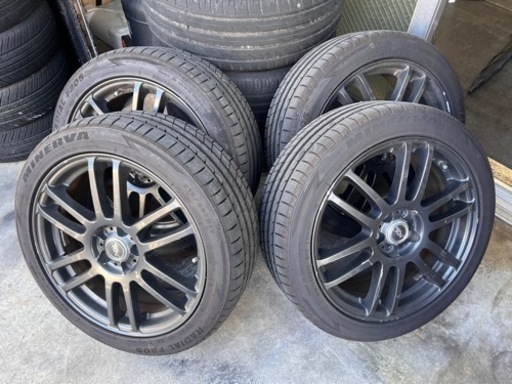 ♦︎17インチ プリウス♦︎