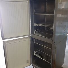 ②【値下げ】フクシマ 2ドア 縦型冷蔵庫 恒温高湿庫 超鮮度高湿庫 UQN-060WM7 100V 192L+188L 定価 ¥ 1,085,700　/厨房機器の画像