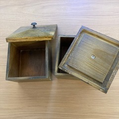 木製の小物入れ　値下げの画像