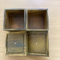 木製の小物入れ　値下げの画像