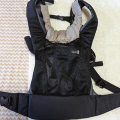 コンビ 抱っこ紐 ハグッテ の画像