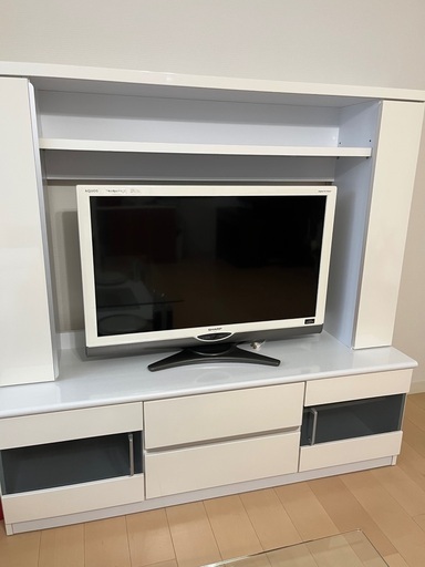 8月末まで　自宅まで引き取りに来ていただける方　TVボード