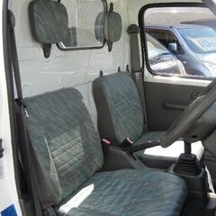 平成１３年式　スズキ　キャリートラック　ＫＵ　エアコン　パワステ付き　三方開　Ｗエアバック　ＡＢＳ　走行３２８８７キロ！の画像