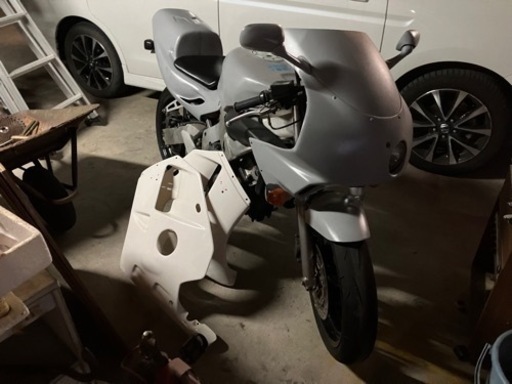 cbr250rr mc22 今月いっぱい