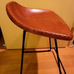本革チェアの画像
