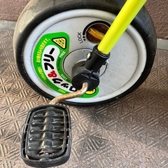 （取引中）三輪車　カーゴプラス　黄緑の画像