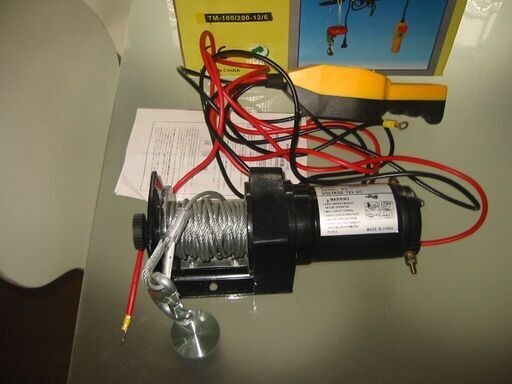 12Ｖ　電動ウィンチ